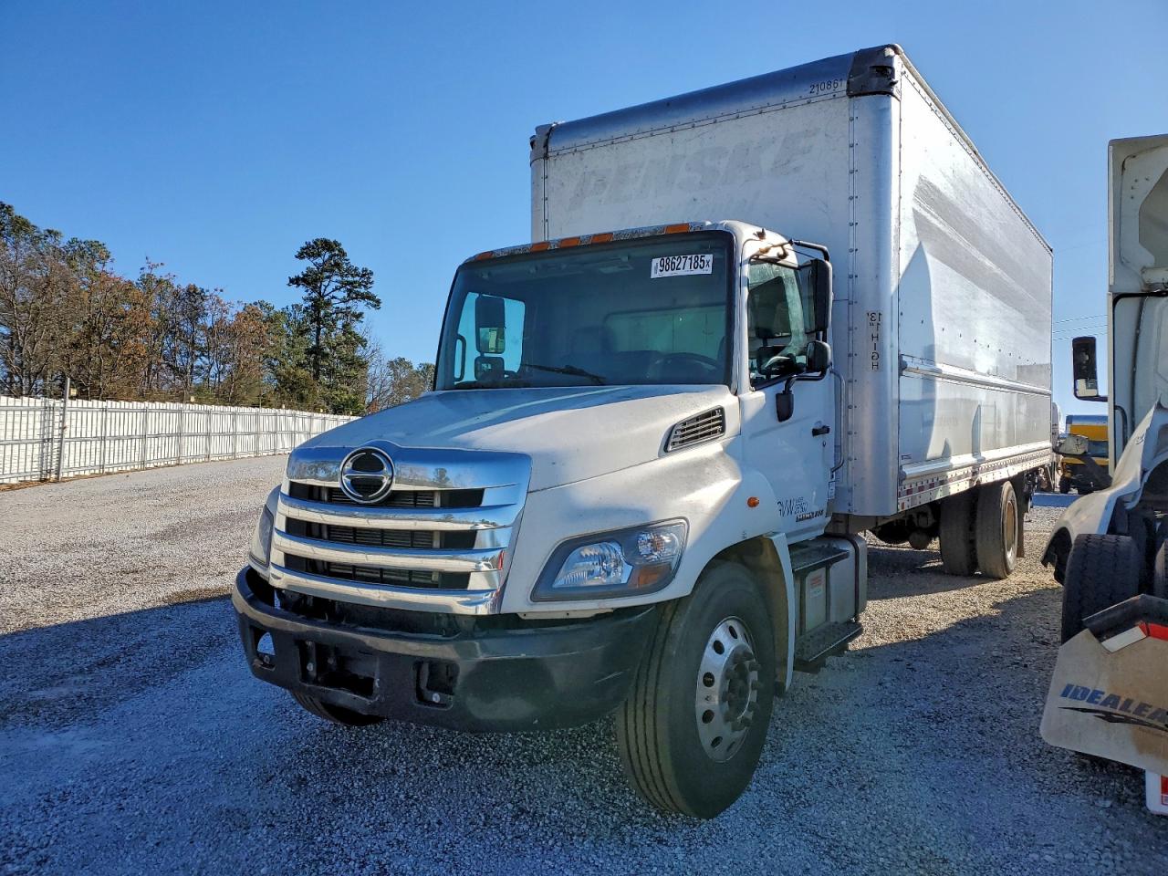 Hino 258 268 Image 1