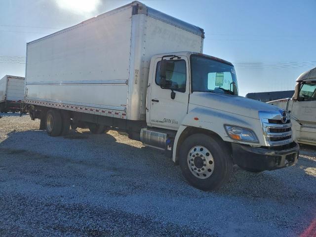 Hino 258 268 Image 6