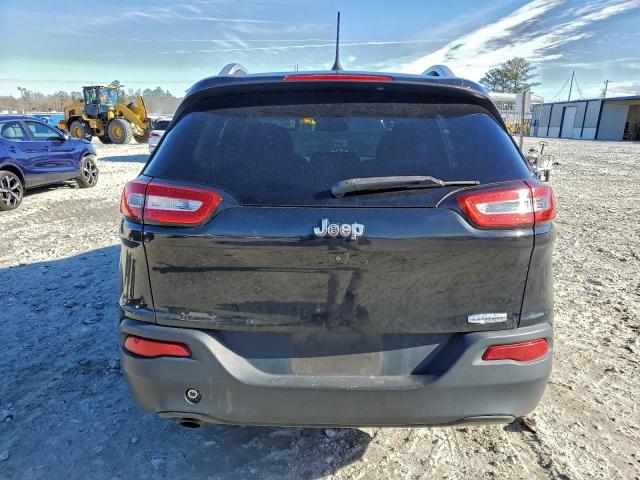 Jeep Grand Cherokee Latitude Image 10