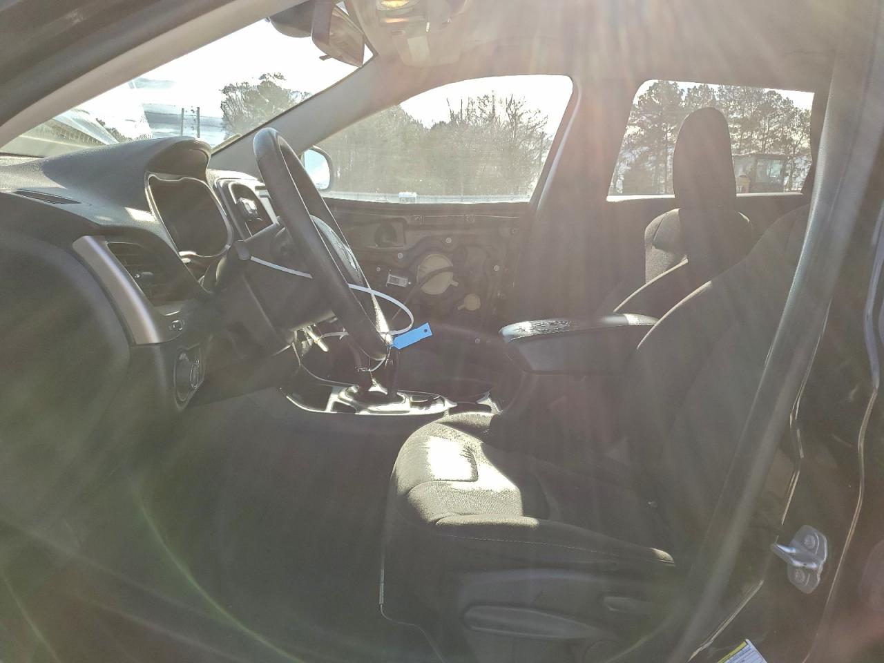 Jeep Grand Cherokee Latitude Image 3