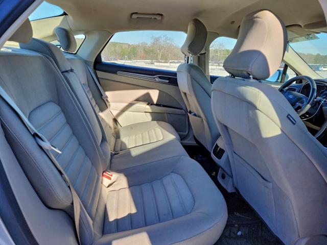 Ford Fusion Se Hybrid Image 12