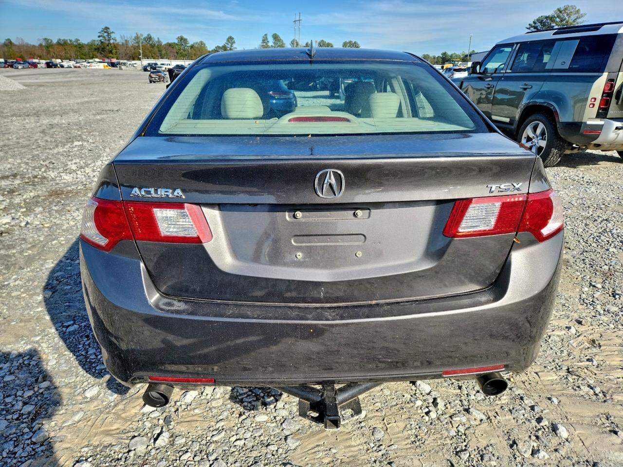 Acura TSX Image 7