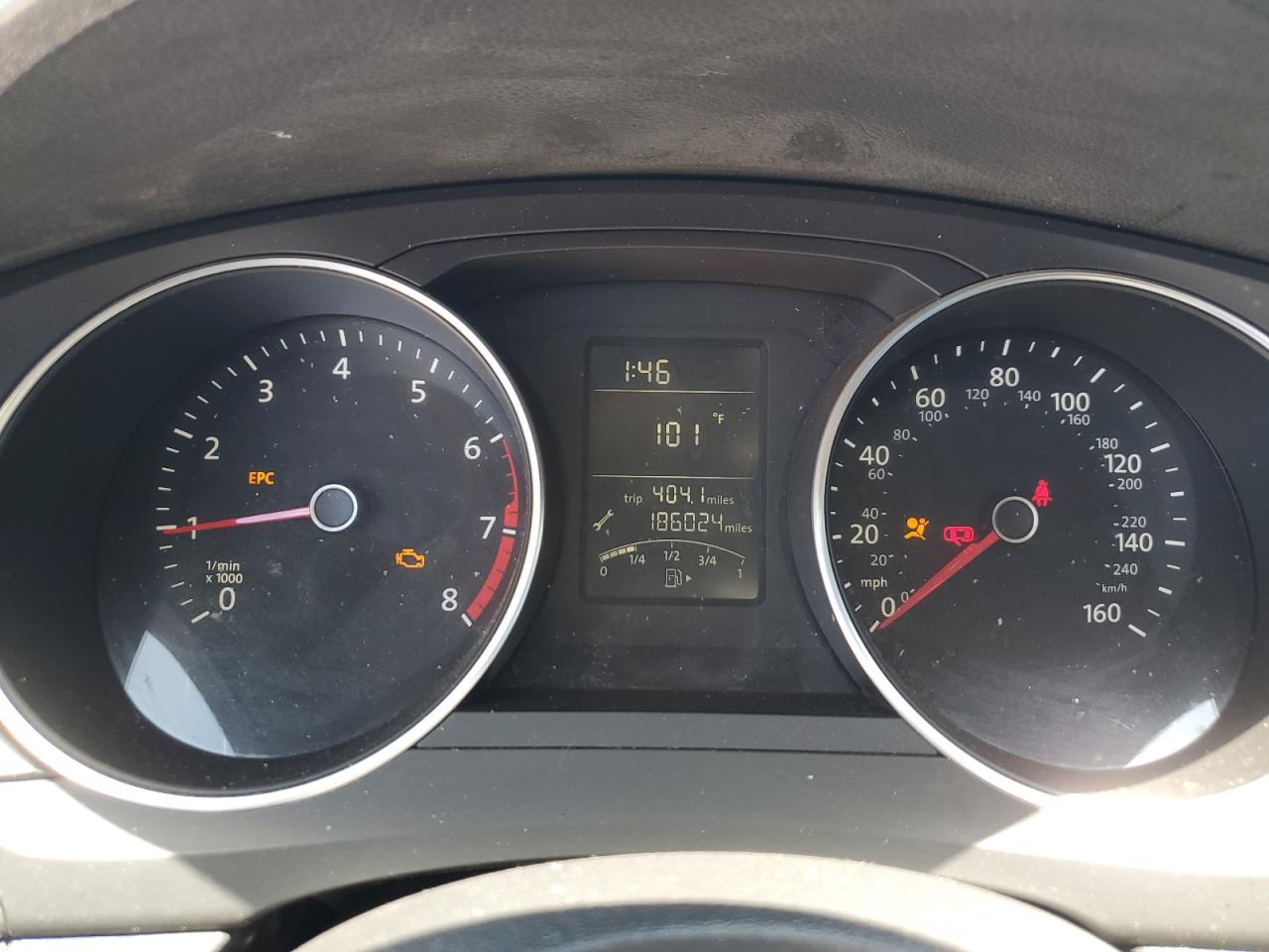 Volkswagen Jetta S Image 3