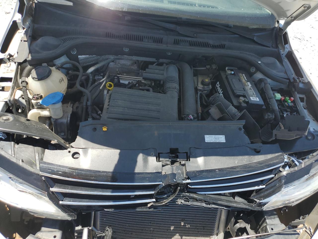 Volkswagen Jetta S Image 9