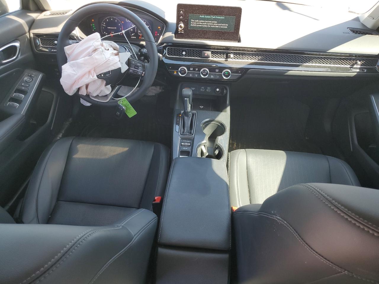 Honda Civic Touring Image 6