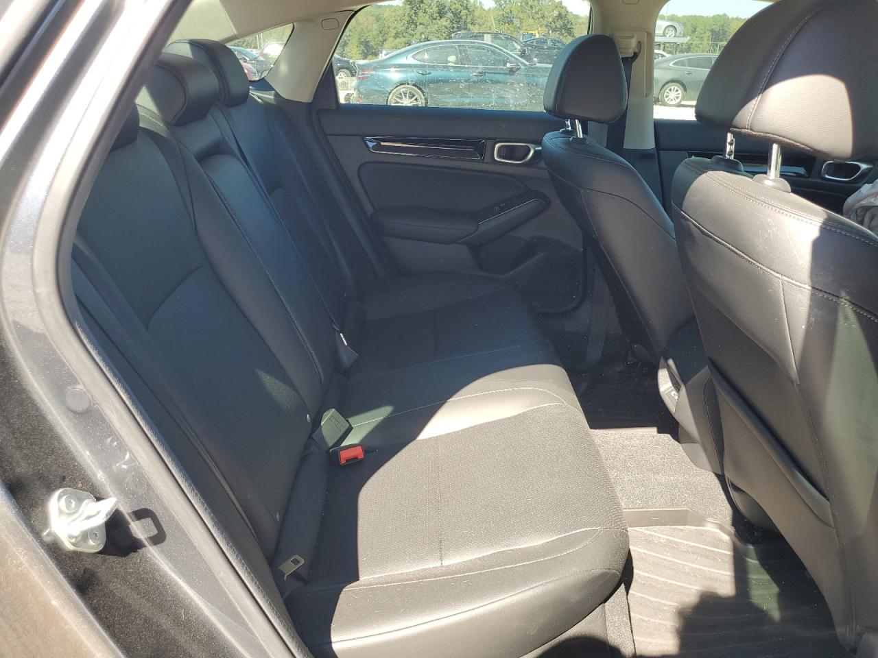 Honda Civic Touring Image 9