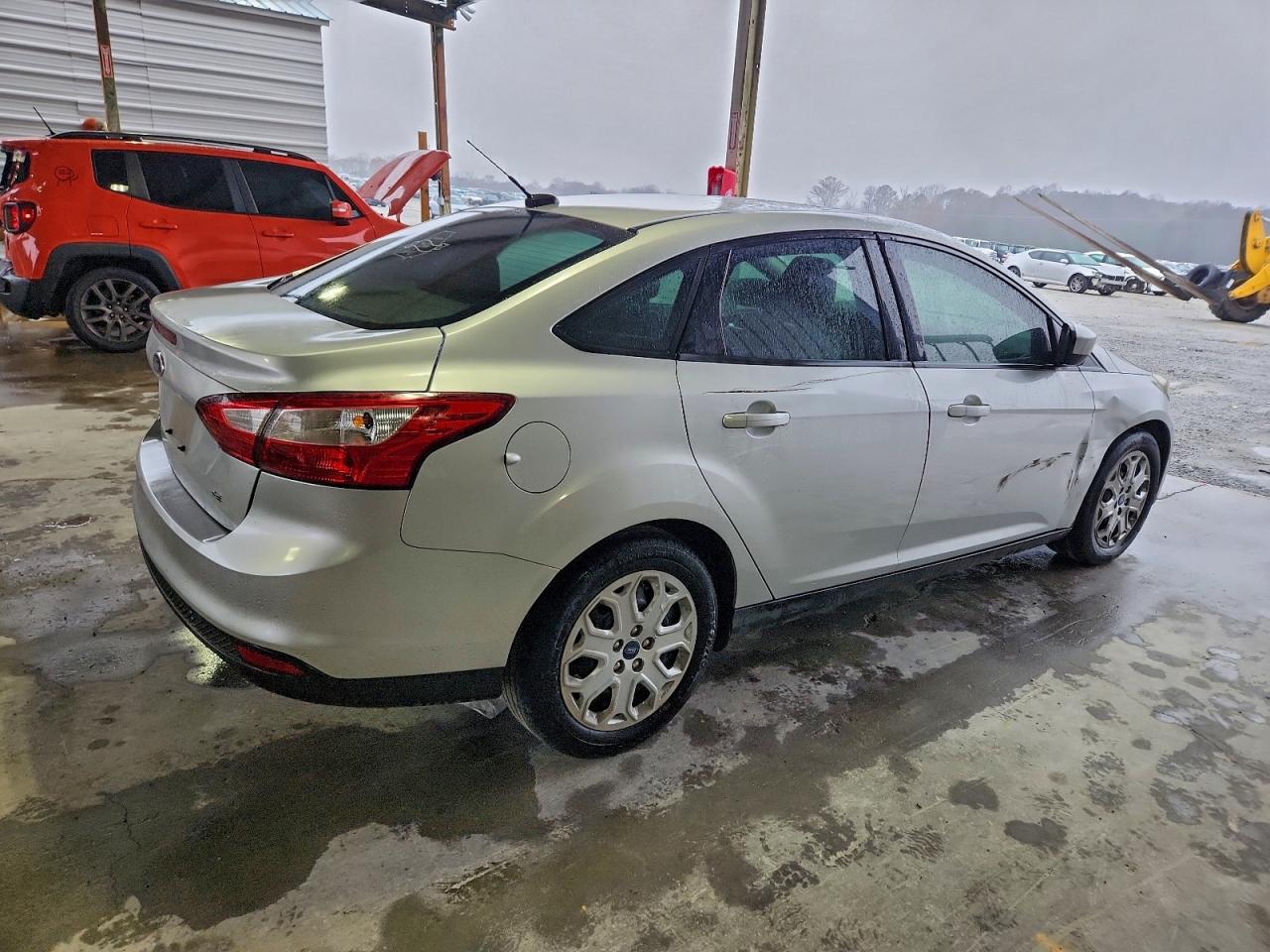 Ford Focus Se Image 8