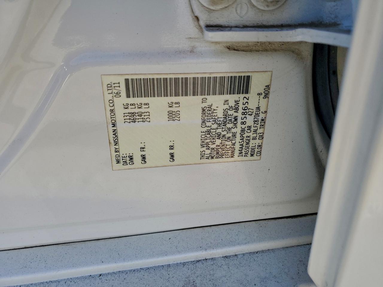 Nissan Maxima S Image 10