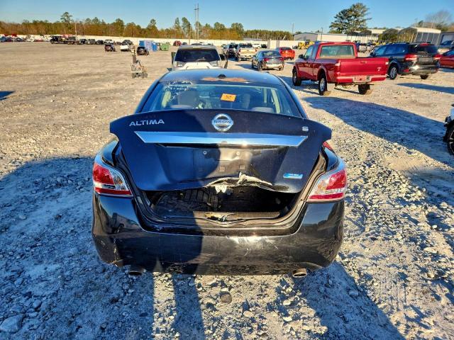 Nissan Altima 2.5 Image 8