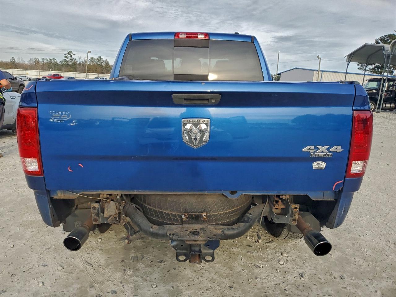 Dodge Ram 1500 Image 12