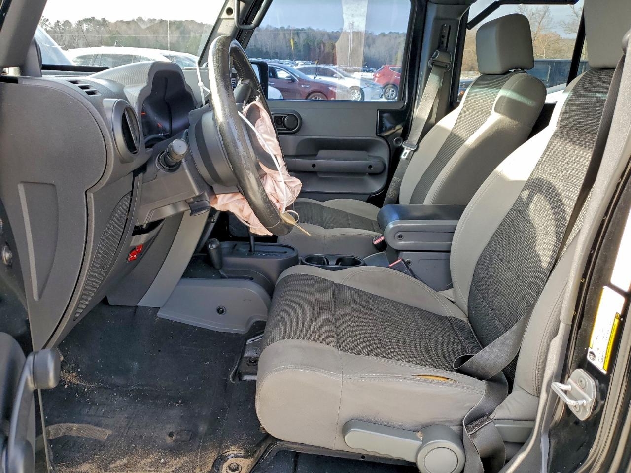 Jeep Wrangler X Image 11