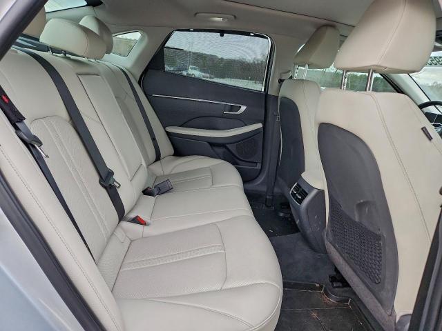 Hyundai SONATA Hybrid Image 3