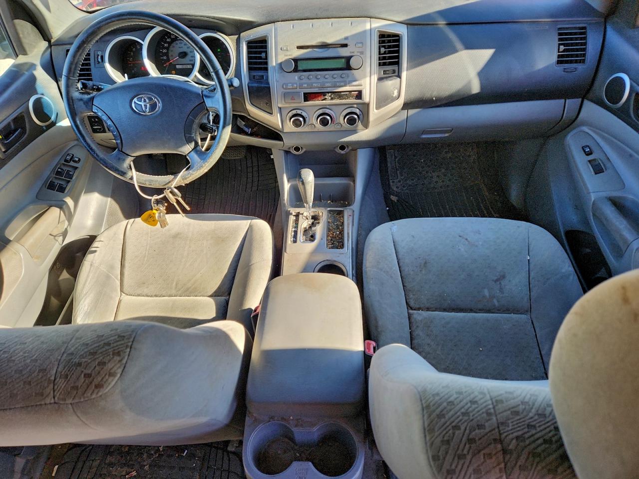 Toyota Tacoma Double Cab Prerunner Image 8