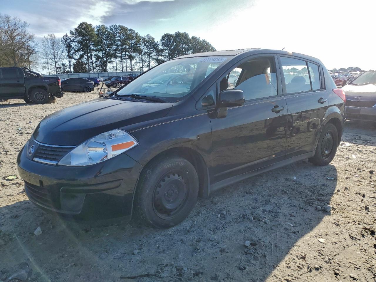 Nissan Versa S Image 1