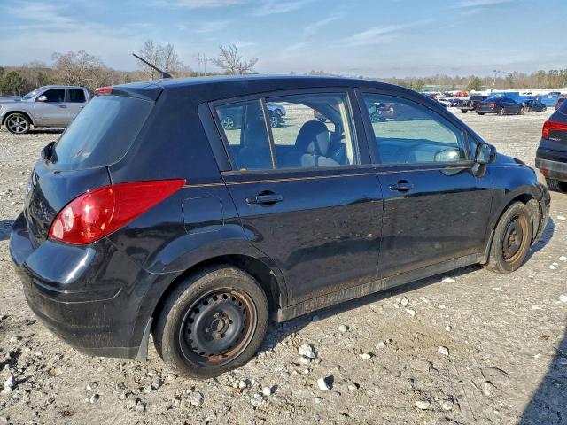 Nissan Versa S Image 3