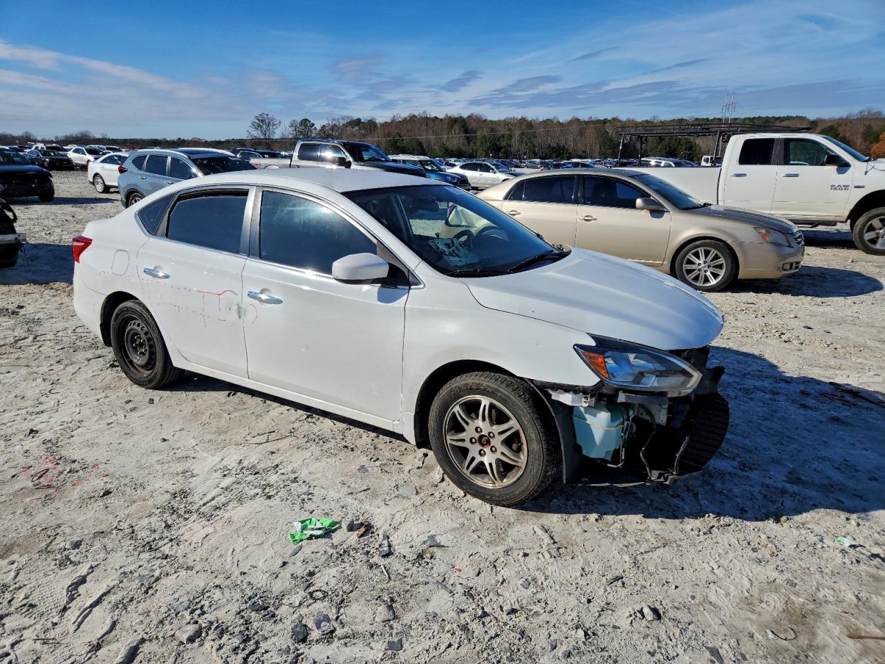 Nissan Sentra S Image 3