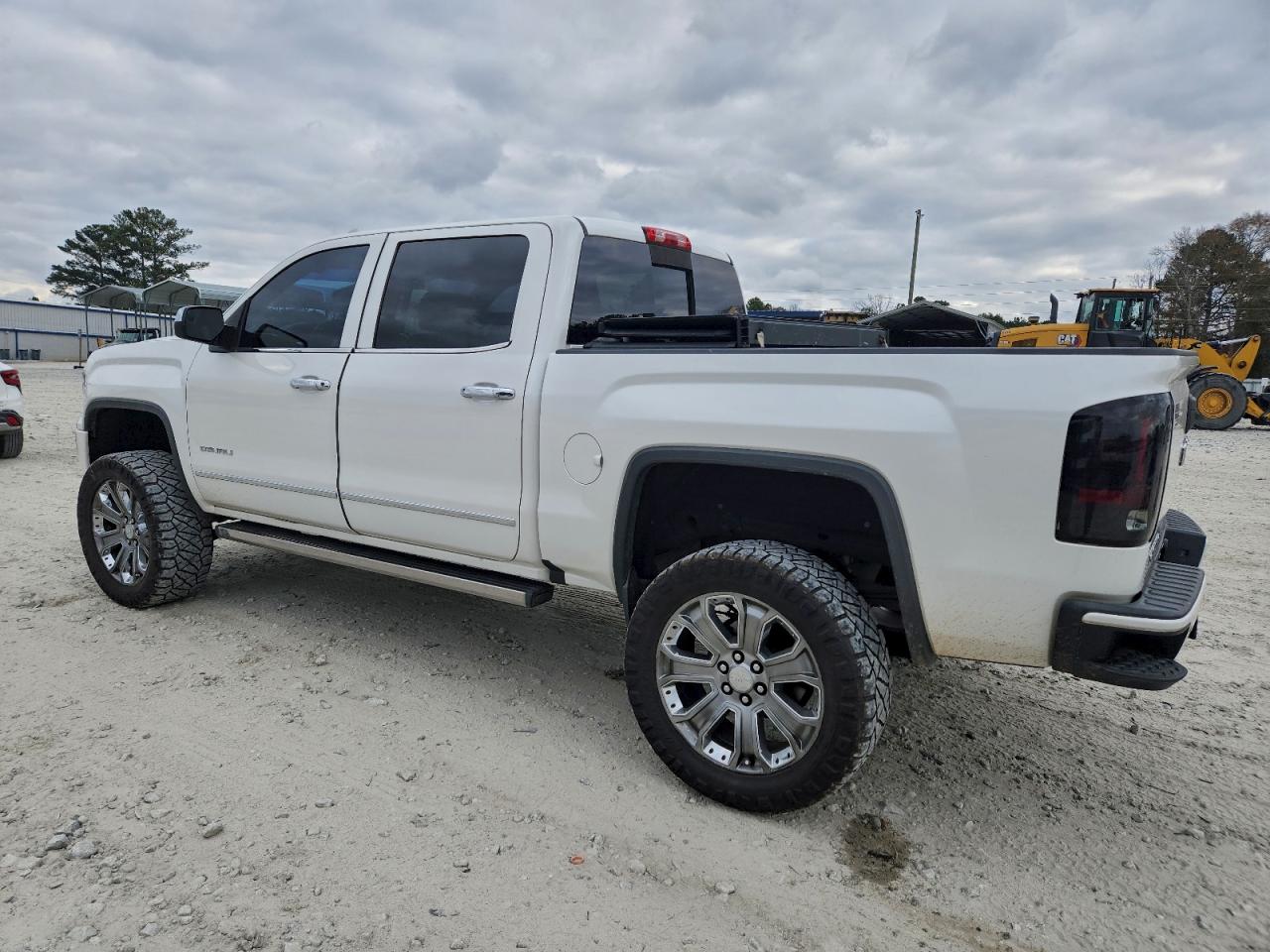 GMC Sierra K1500 Denali Image 7