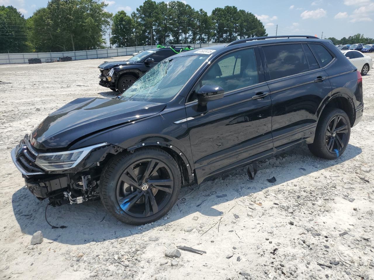 Volkswagen Tiguan Se R-line Black Image 1