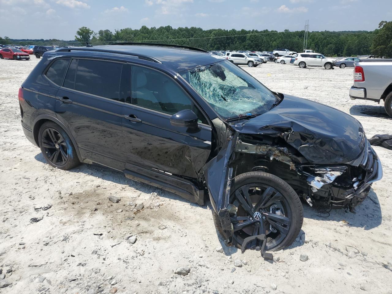 Volkswagen Tiguan Se R-line Black Image 7