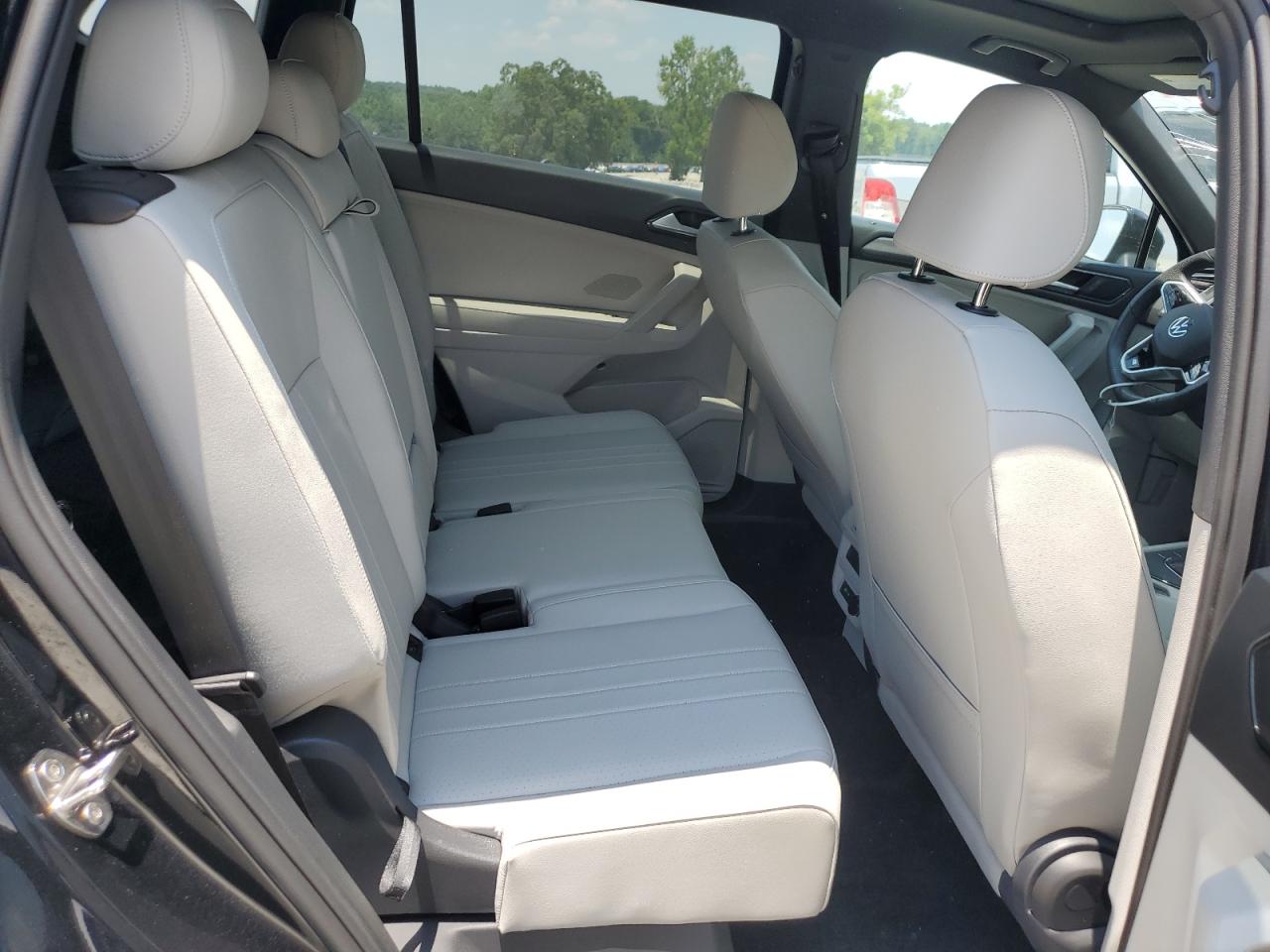 Volkswagen Tiguan Se R-line Black Image 13