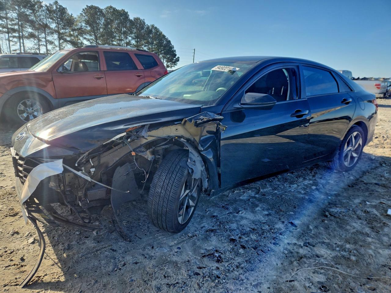 Hyundai ELANTRA Sel Image 1