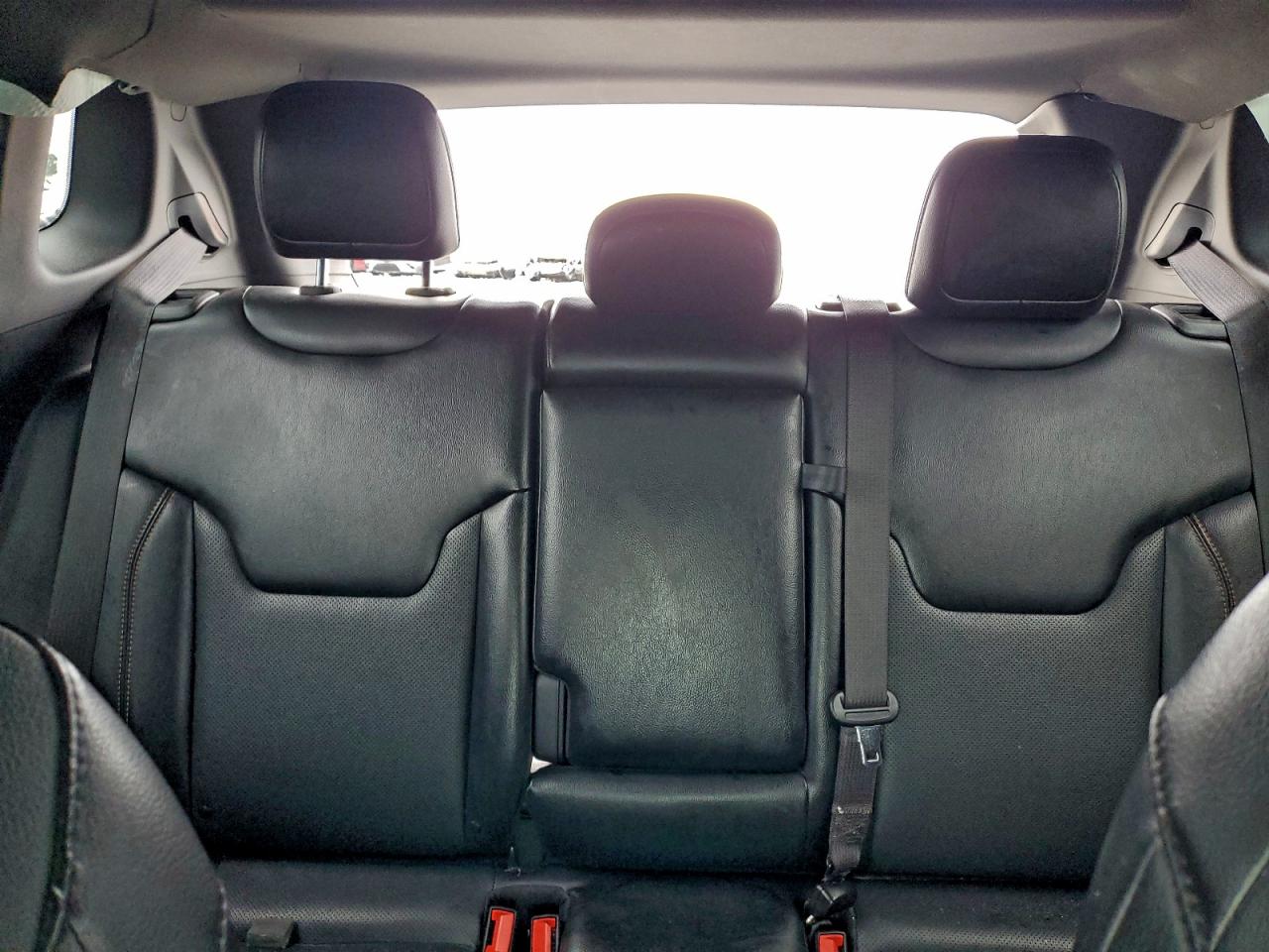 Jeep Compass Latitude Lux Image 11