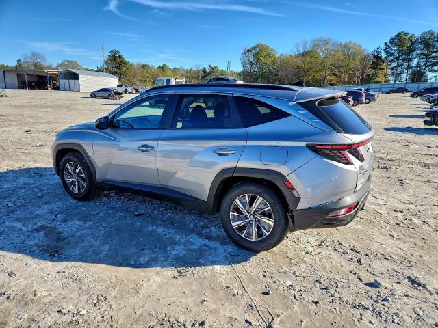 Hyundai TUCSON Blue Image 3