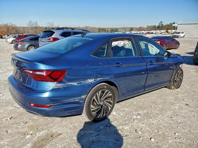 Volkswagen Jetta Sel Premium Image 2