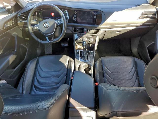 Volkswagen Jetta Sel Premium Image 5