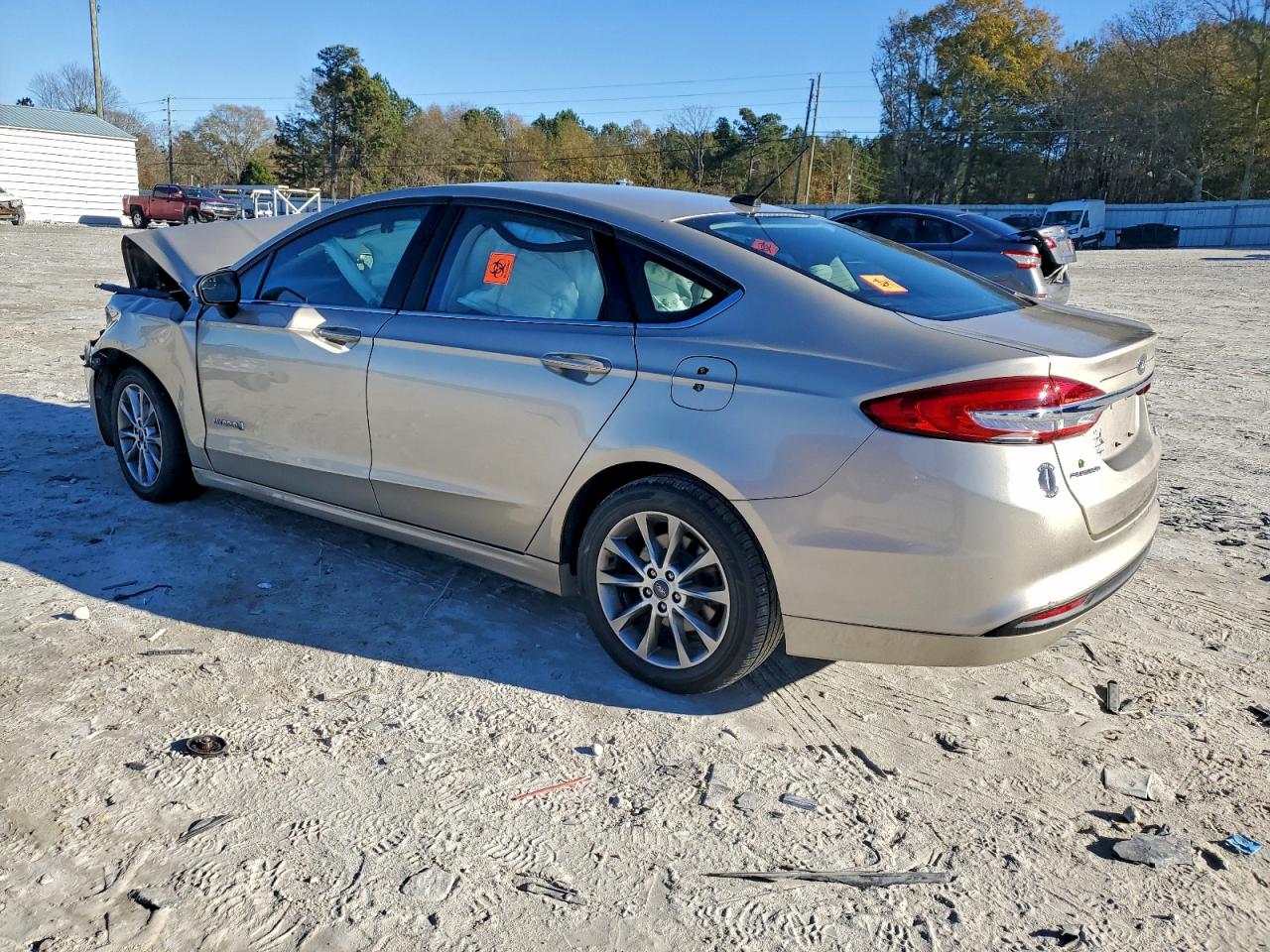Ford Fusion S Hybrid Image 6