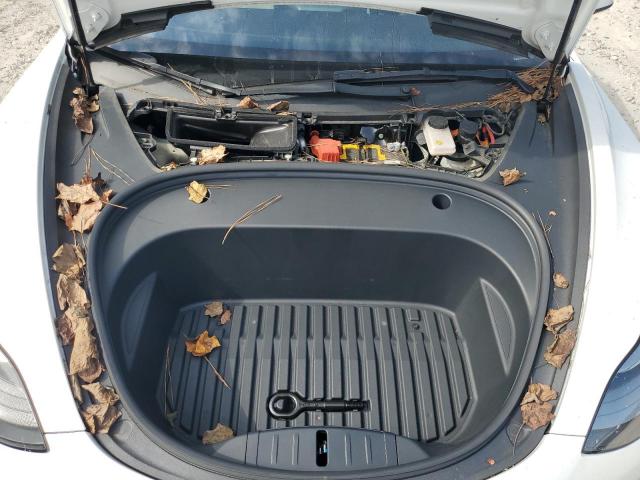 Tesla Model 3 Image 13