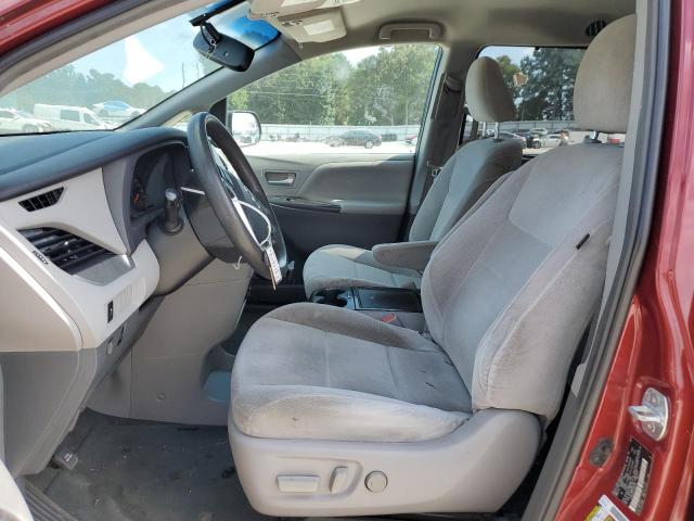 Toyota Sienna Le Image 4