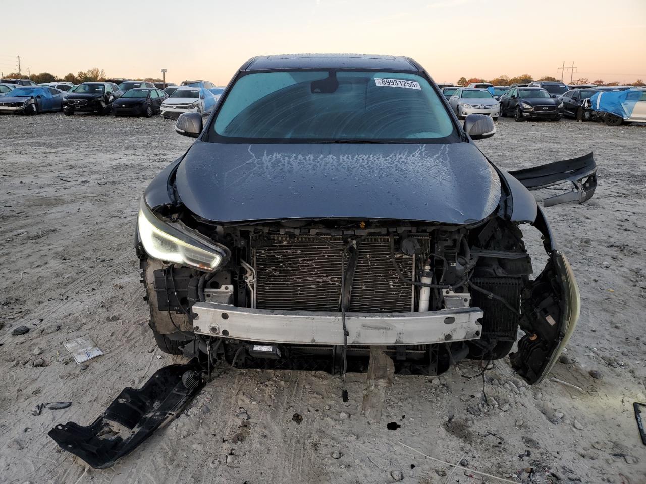 INFINITI Qx Luxe Image 4