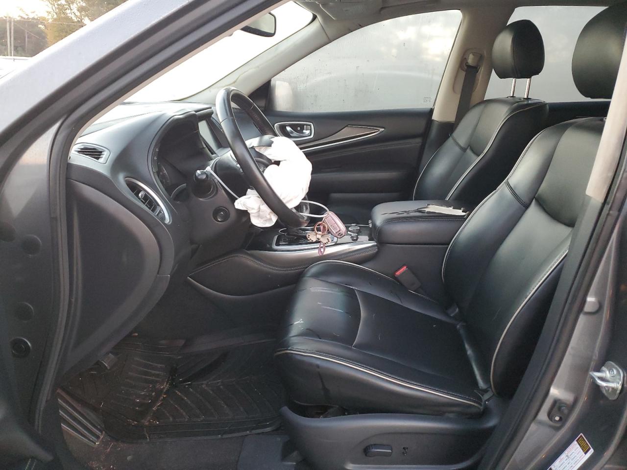 INFINITI Qx Luxe Image 3