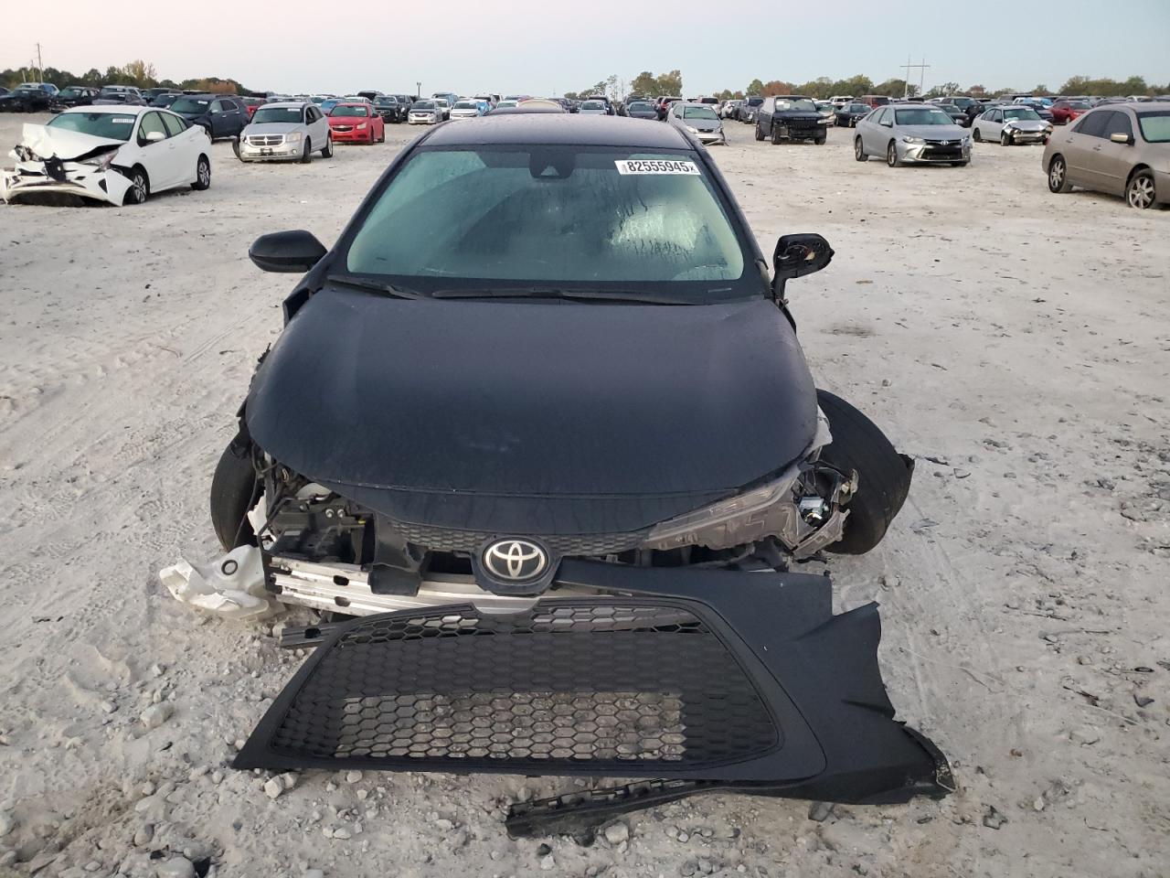 Toyota Corolla Le Image 12