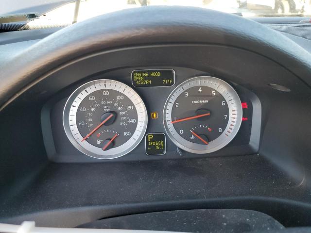 Volvo C70 T5 Image 12