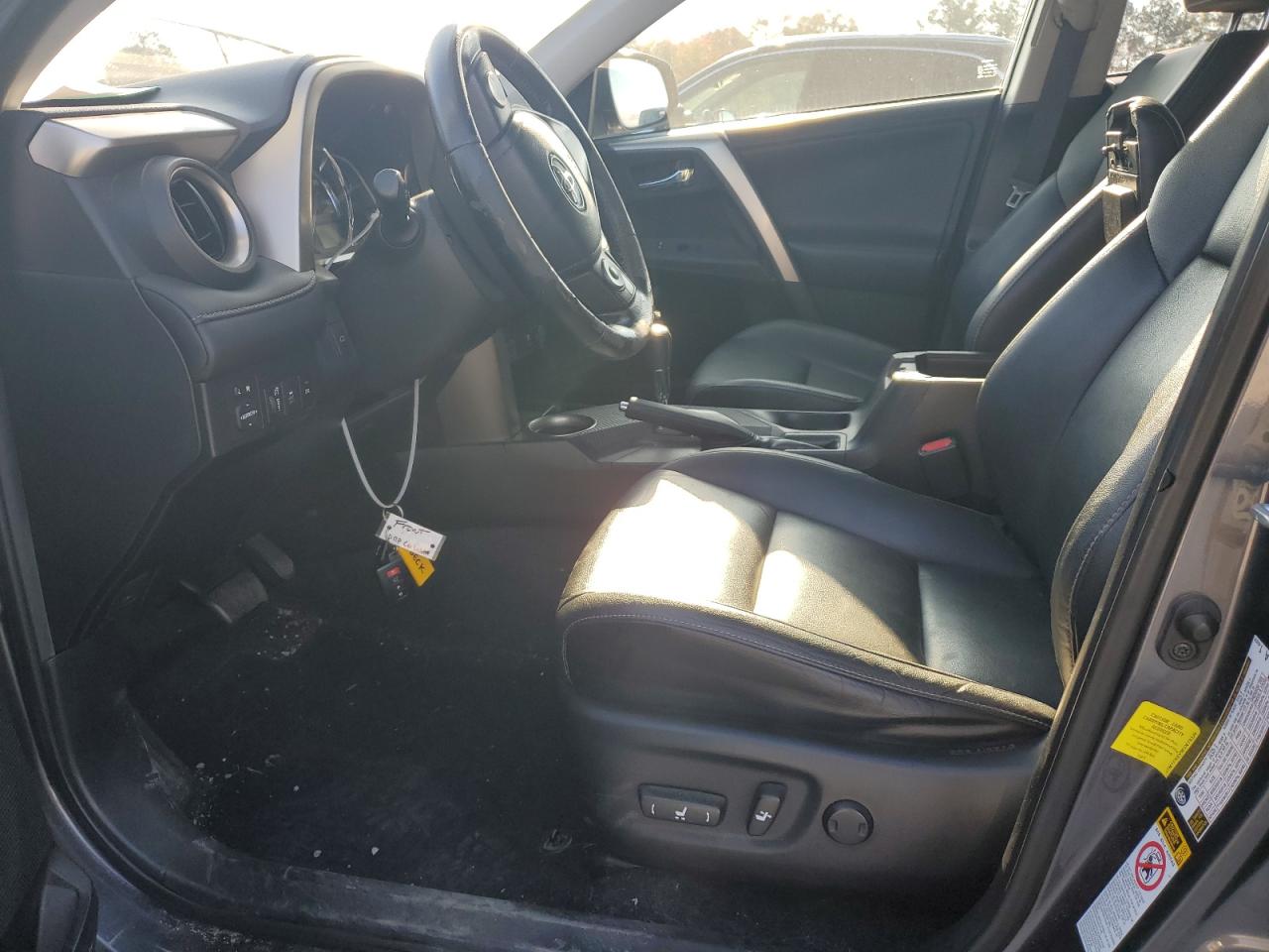 Toyota RAV4 Limited Image 11