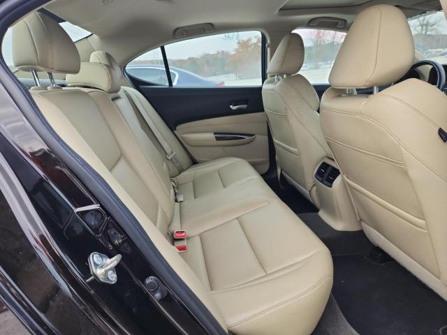 Acura TLX Image 10