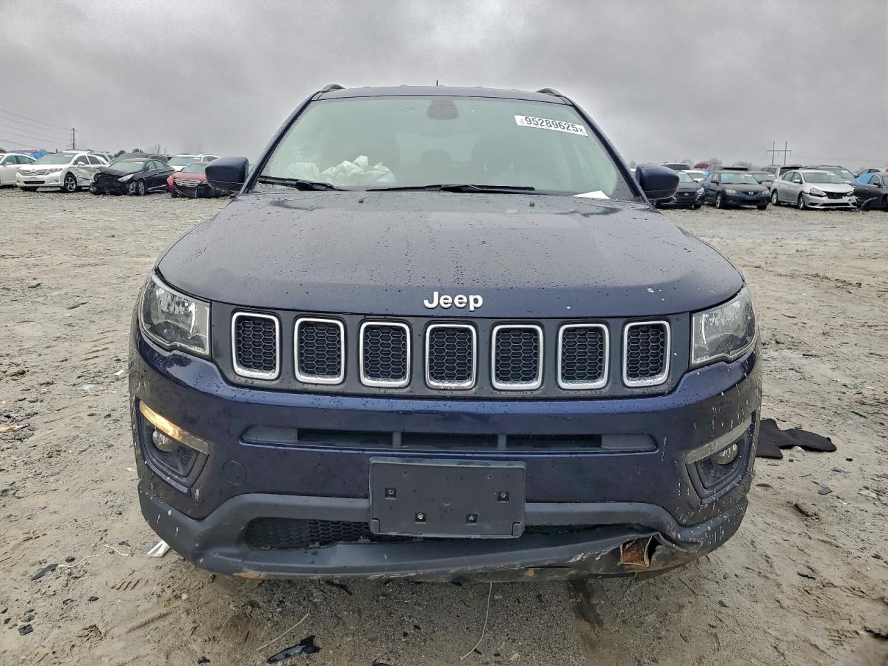Jeep Compass Latitude Image 12