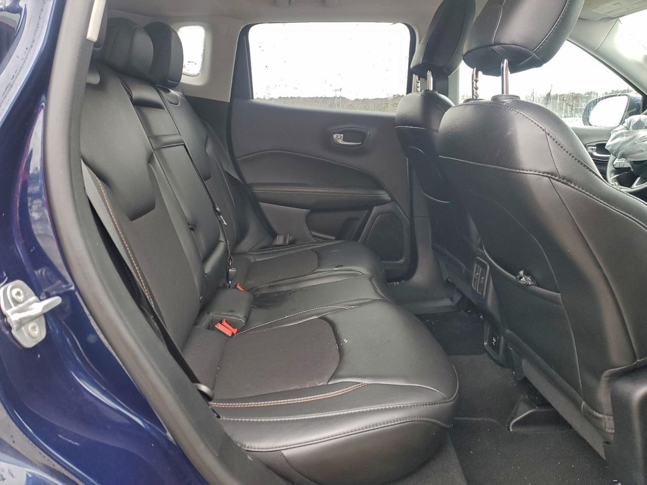 Jeep Compass Latitude Image 13