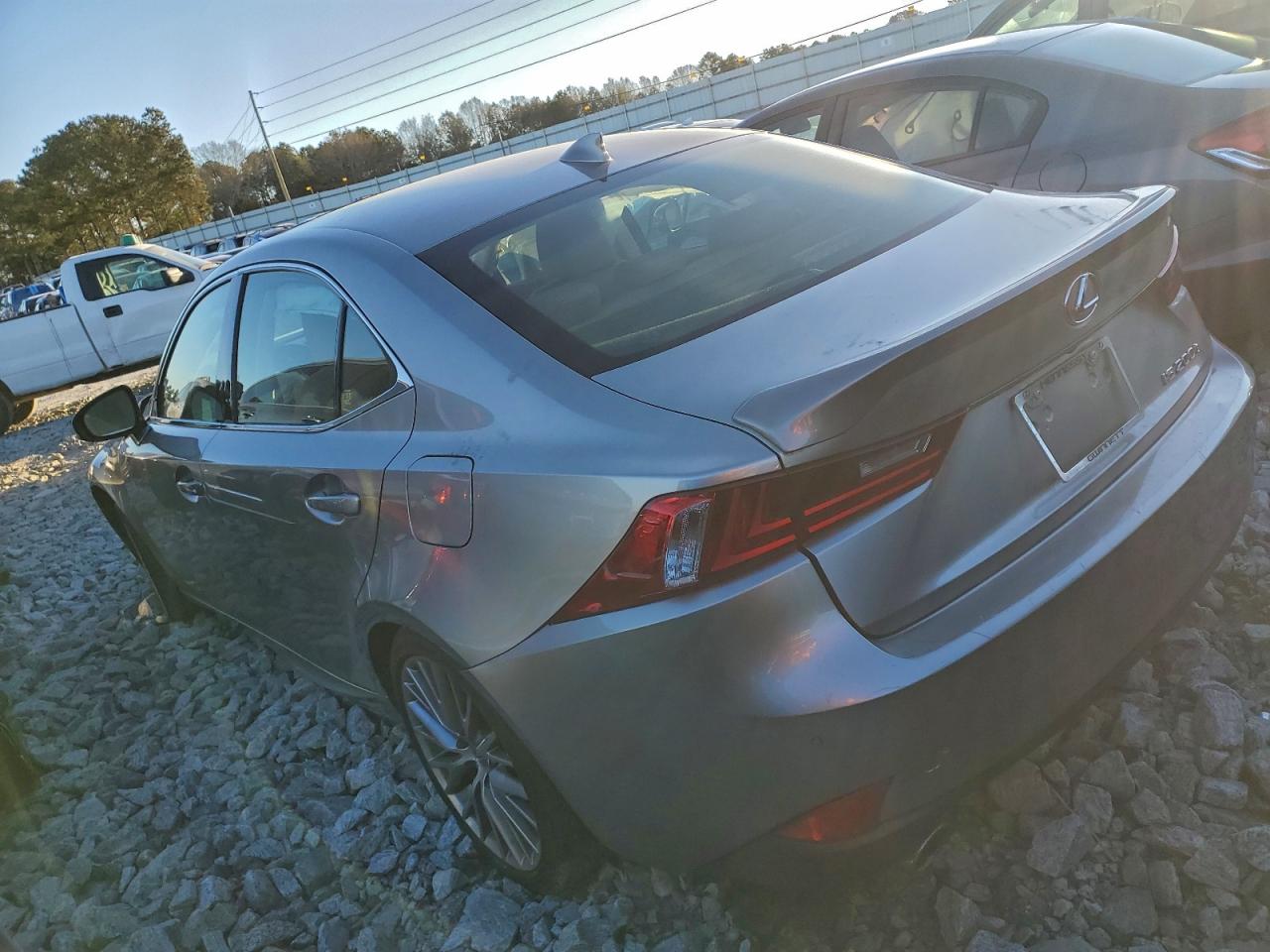 Lexus Is 200t Image 3