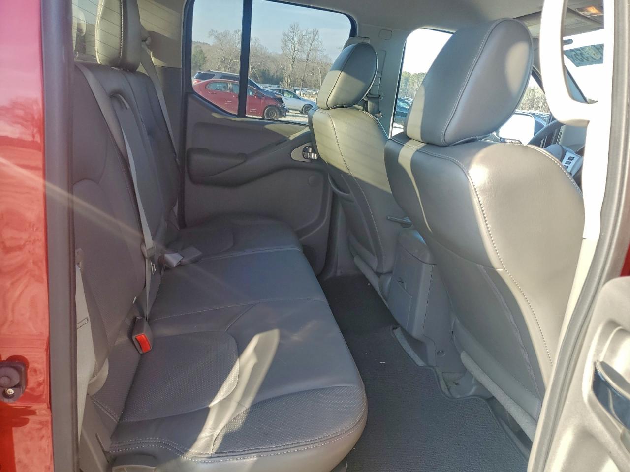 Nissan Frontier S Image 4