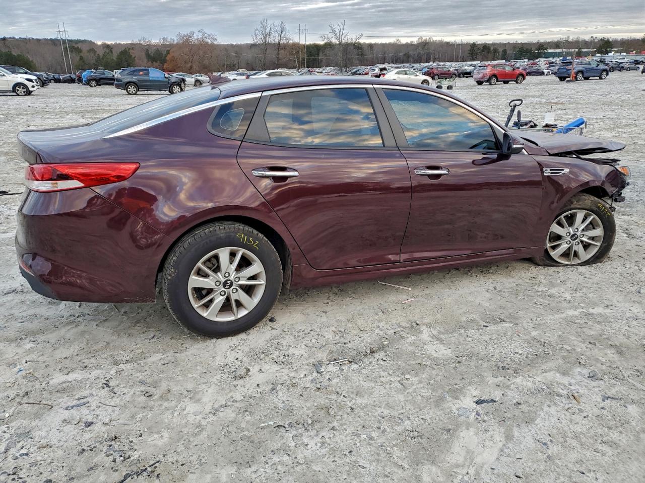 Kia Optima Lx Image 2