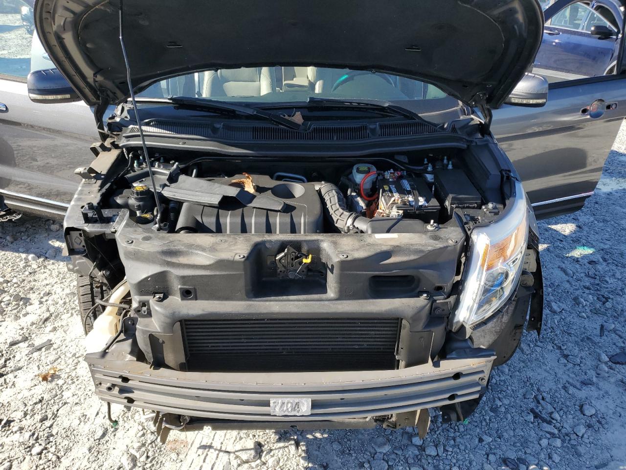 Ford Explorer Limited Image 7