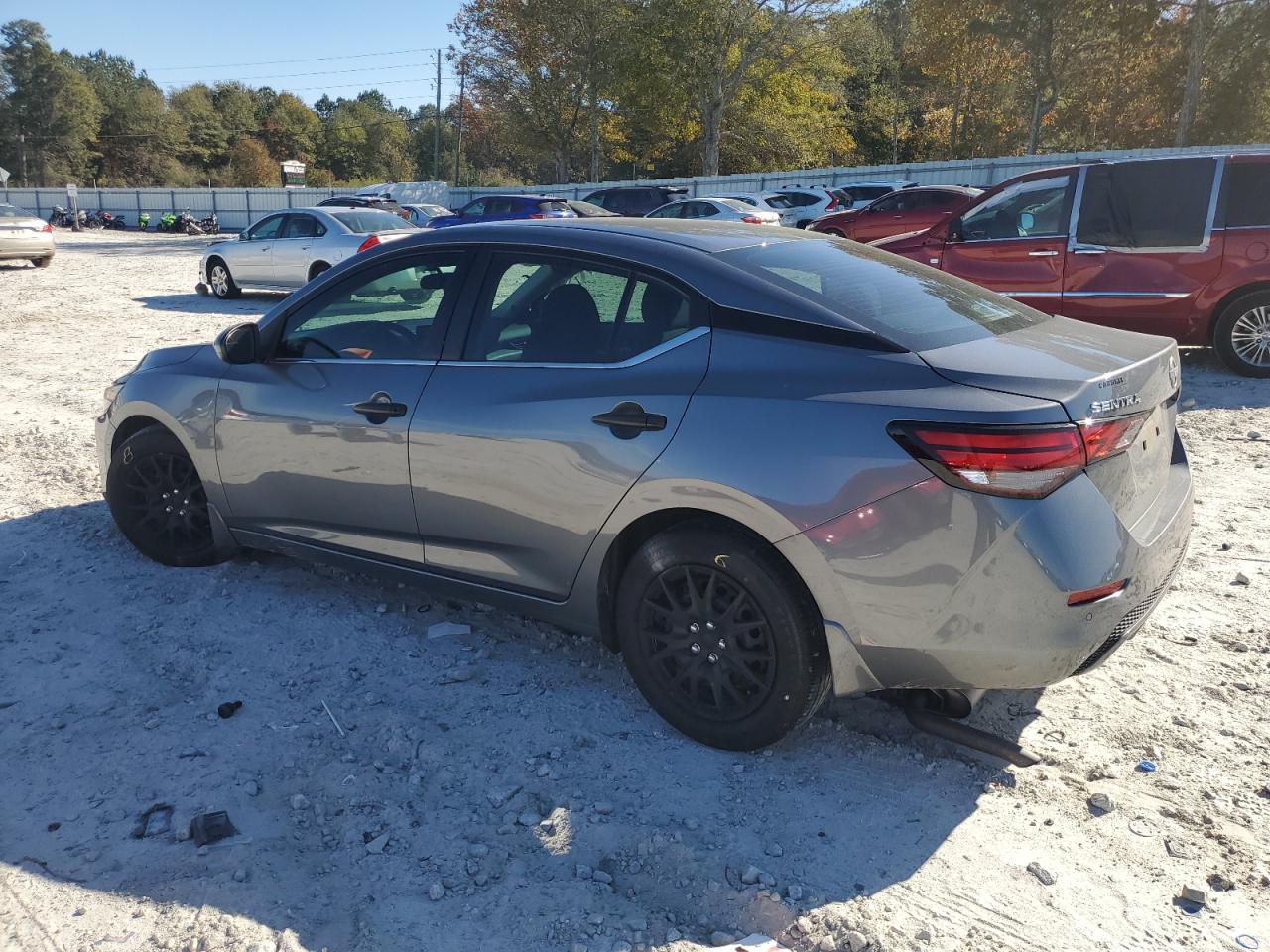 Nissan Sentra S Image 3