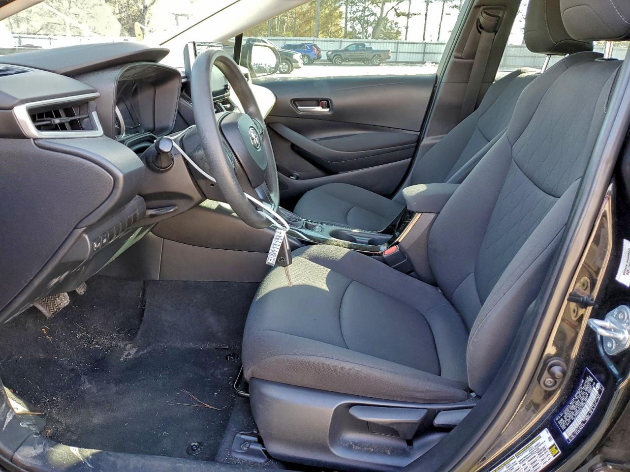 Toyota Corolla Le Image 13