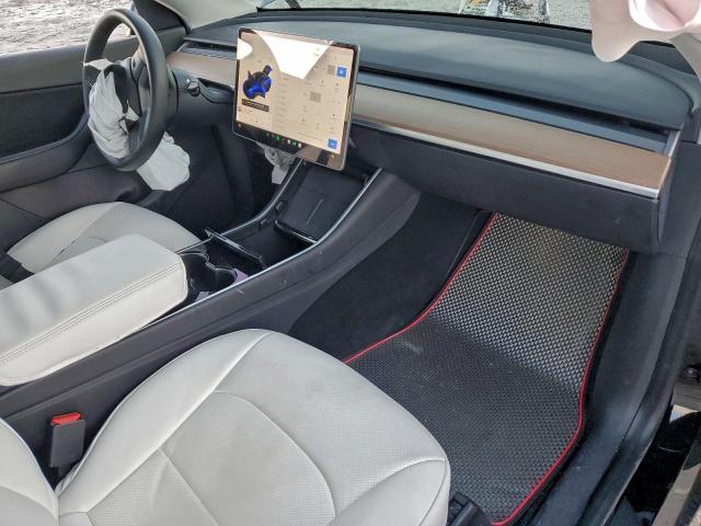 Tesla Model Y Image 9