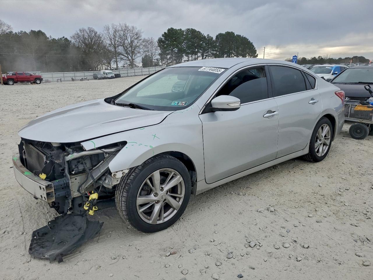 Nissan Altima 2.5 Image 1