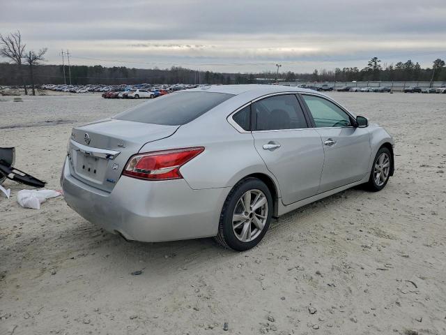 Nissan Altima 2.5 Image 4