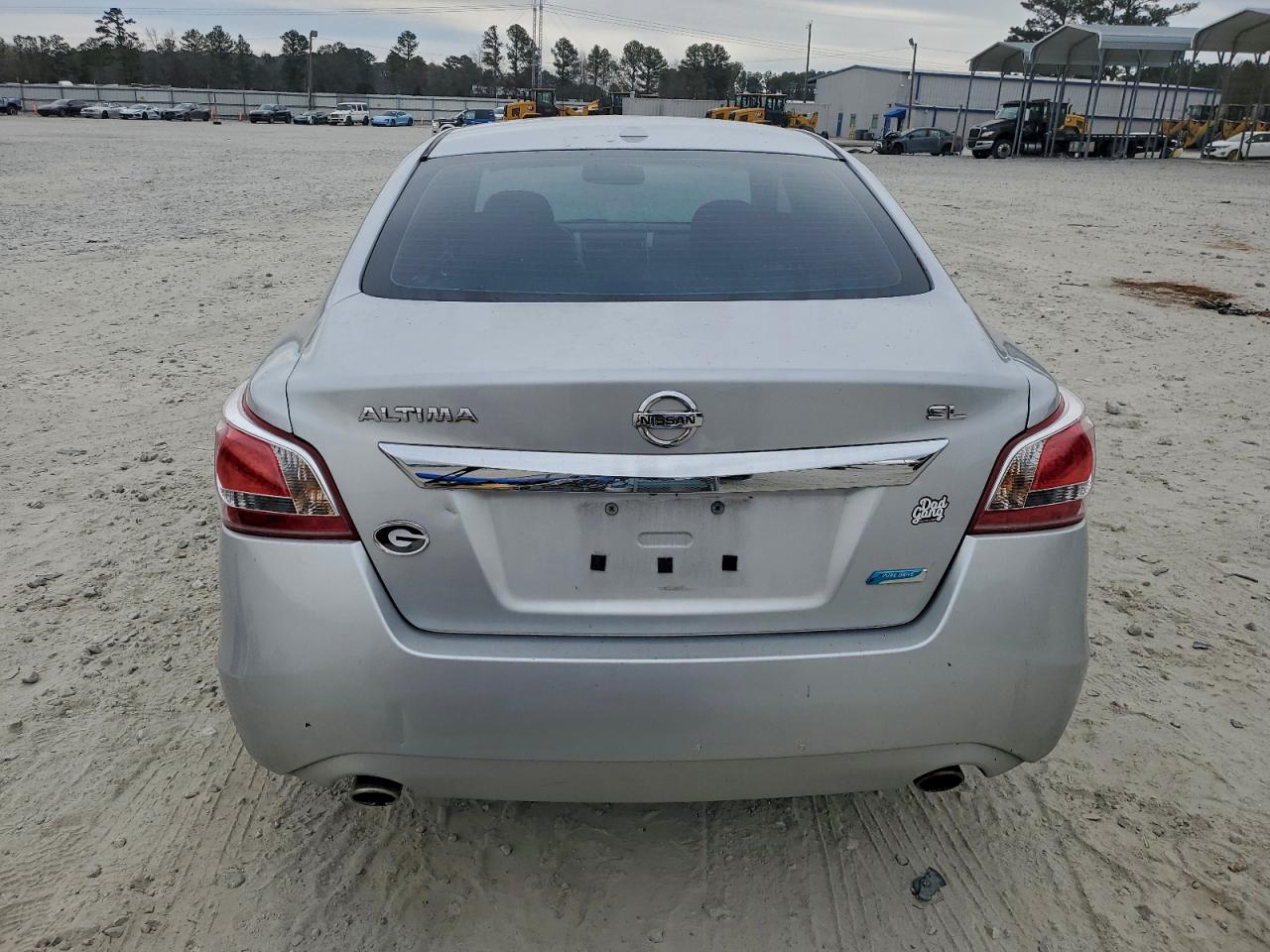 Nissan Altima 2.5 Image 7